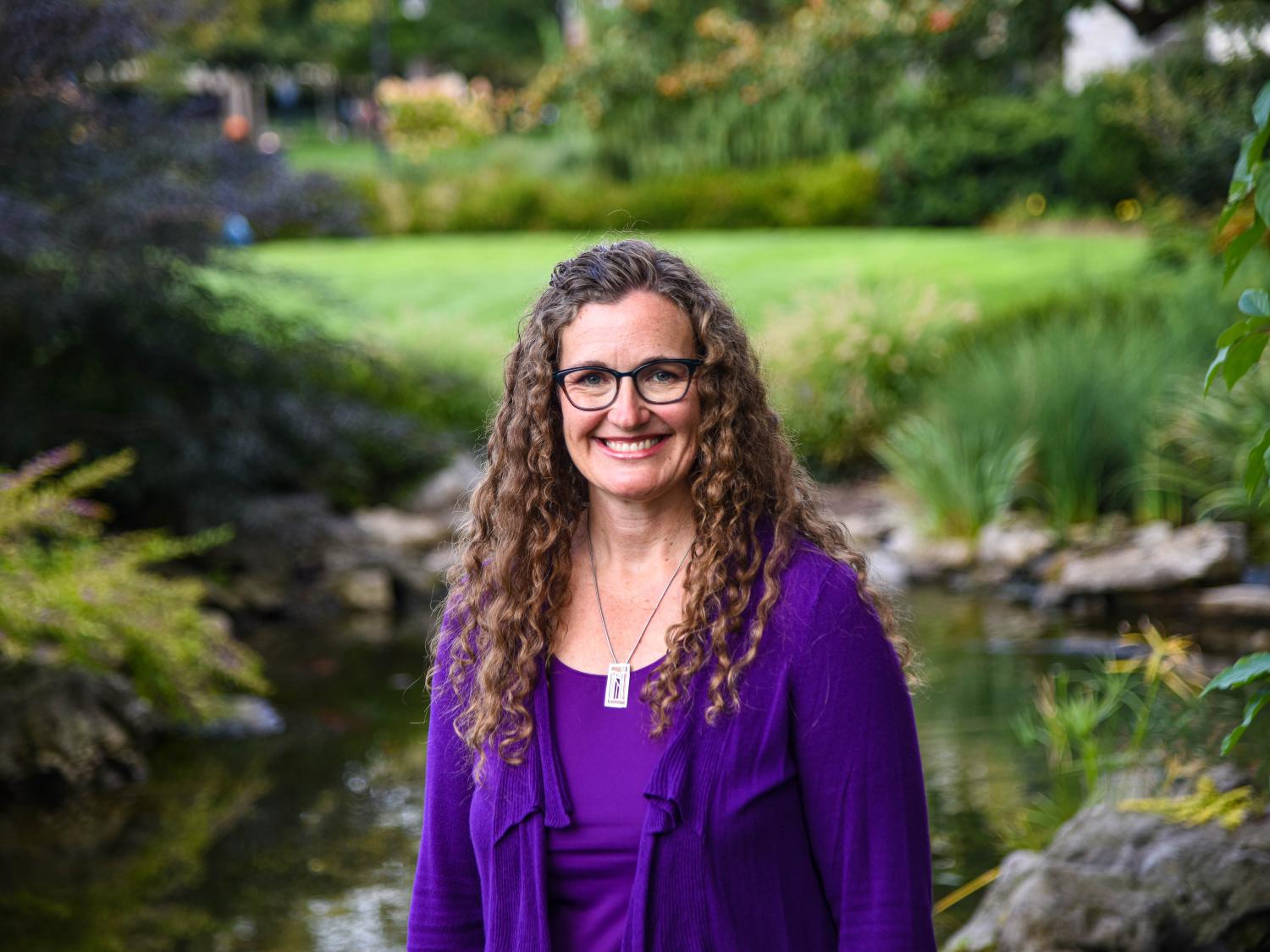 Liz King headshot photo