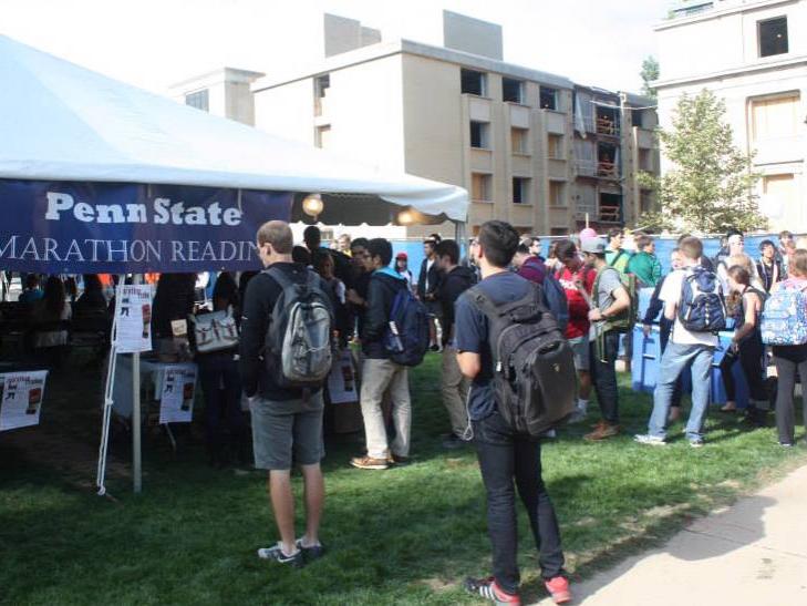 Students gather at 2014 Marathon Reading event