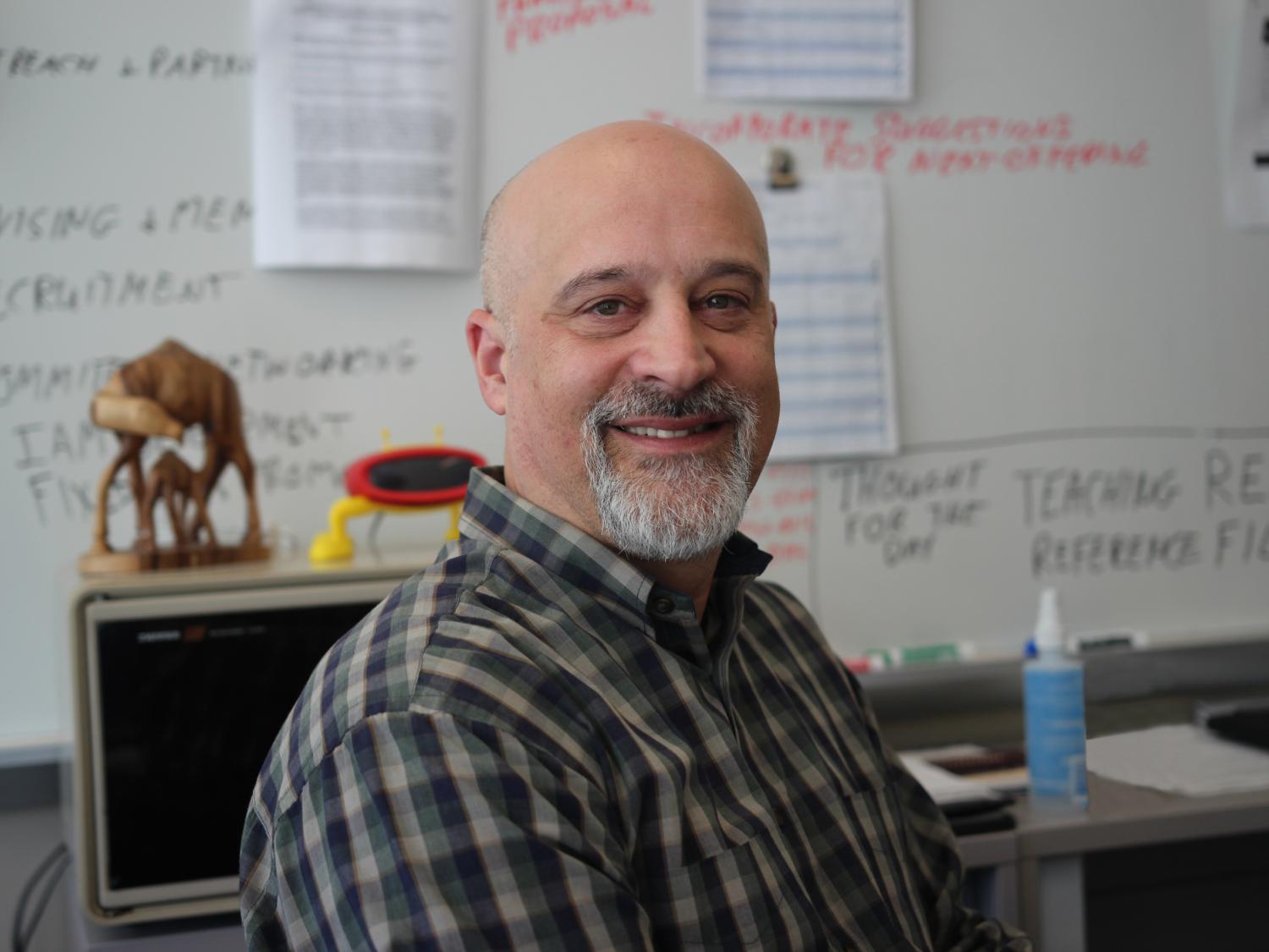 IST senior lecturer Mike Hills