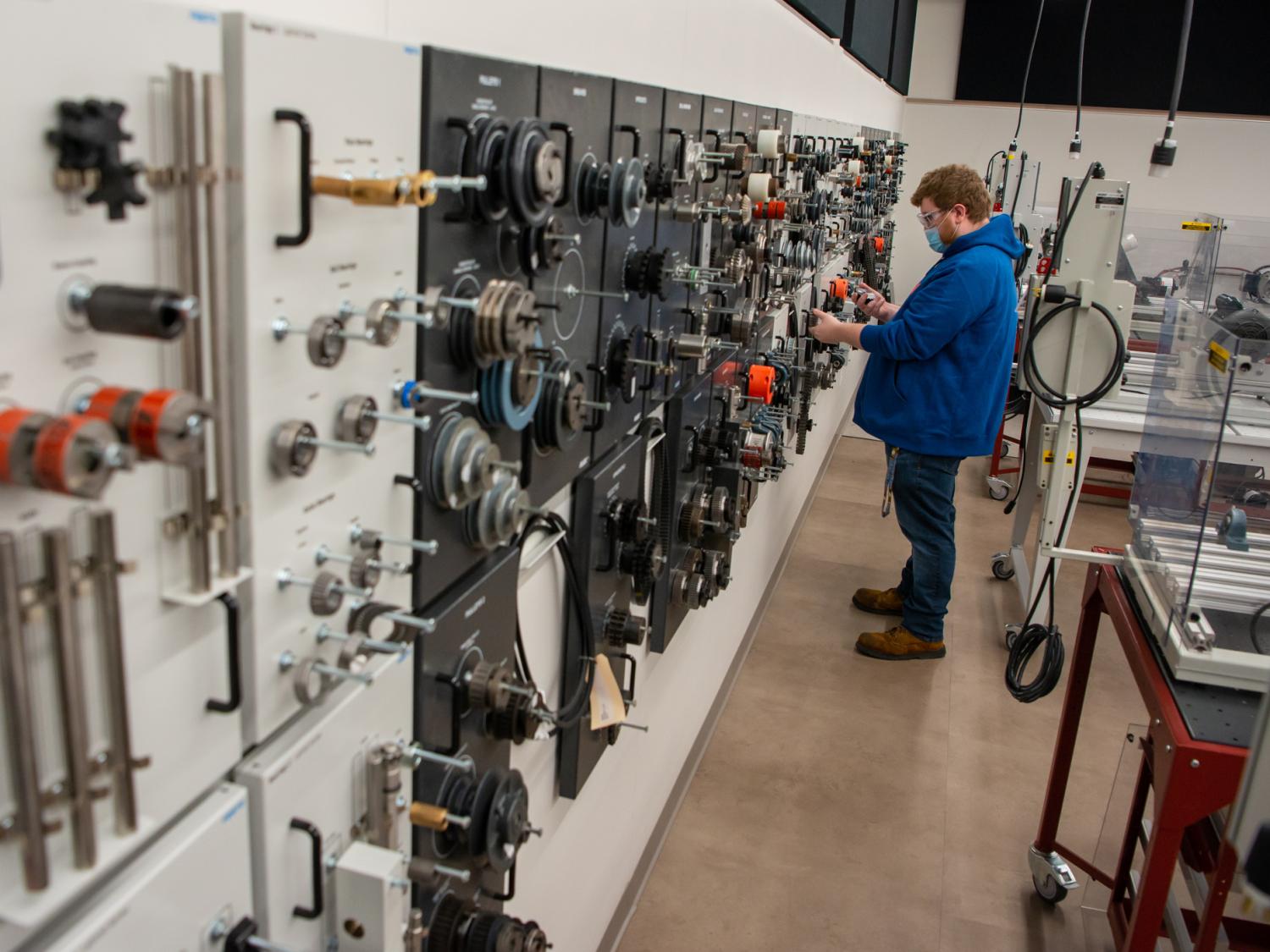 Thomas McClung in the Mechatronics lab