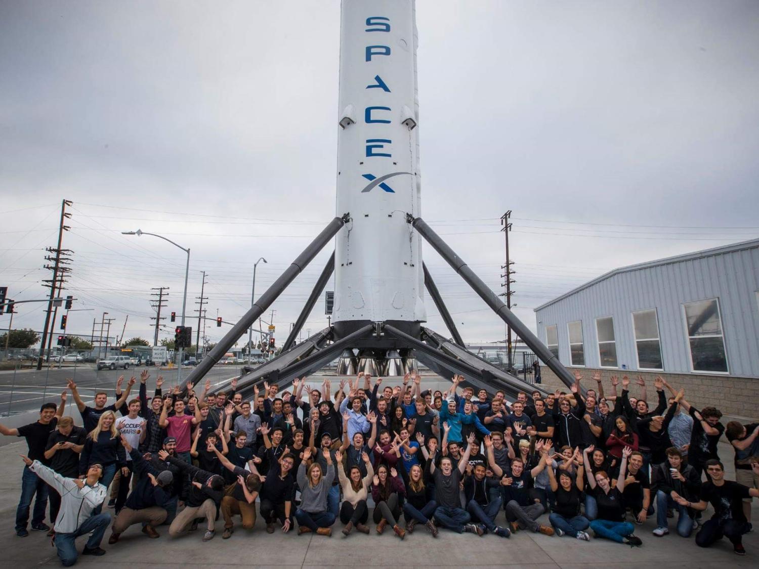 Graduating IST senior Wares Farighi with the rest of his intern class at SpaceX.