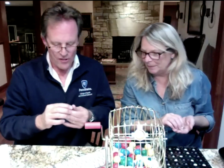 Lee and Michelle Kump read numbers