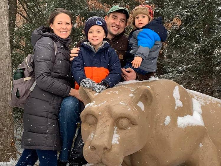 A photo of Steven Cummings and his family