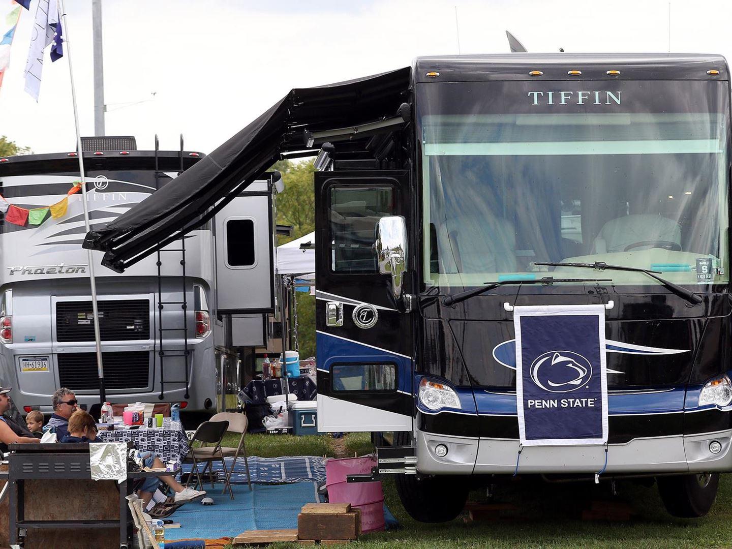 Tailgating at Overnight RV Lot 2019