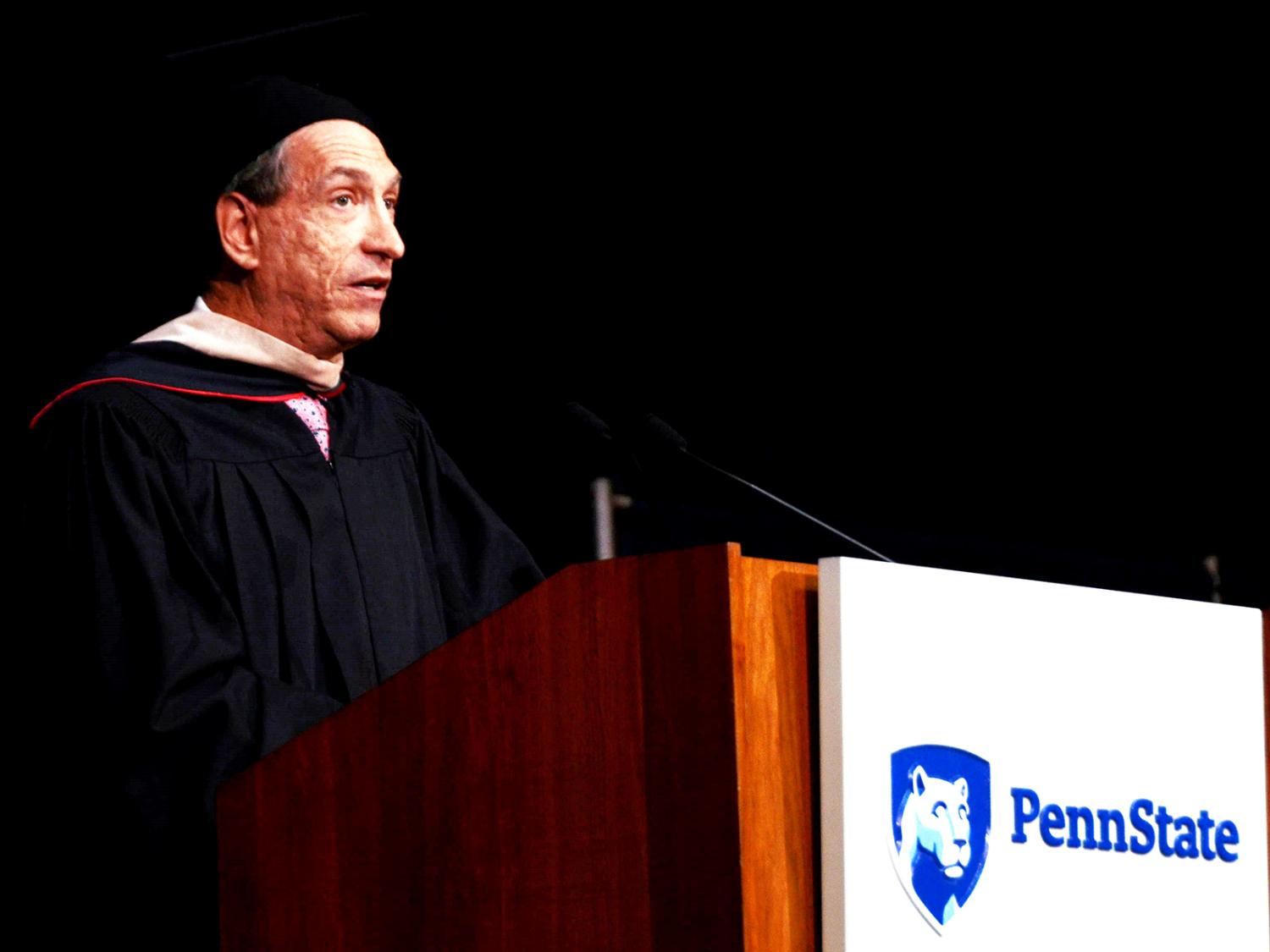 Scott Tarriff addresses Smeal commencement.