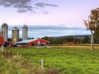 NEWLY NAMED RESEARCH CENTER REFLECTS CONVERGENCE OF AGRICULTURAL AND ENERGY LAW