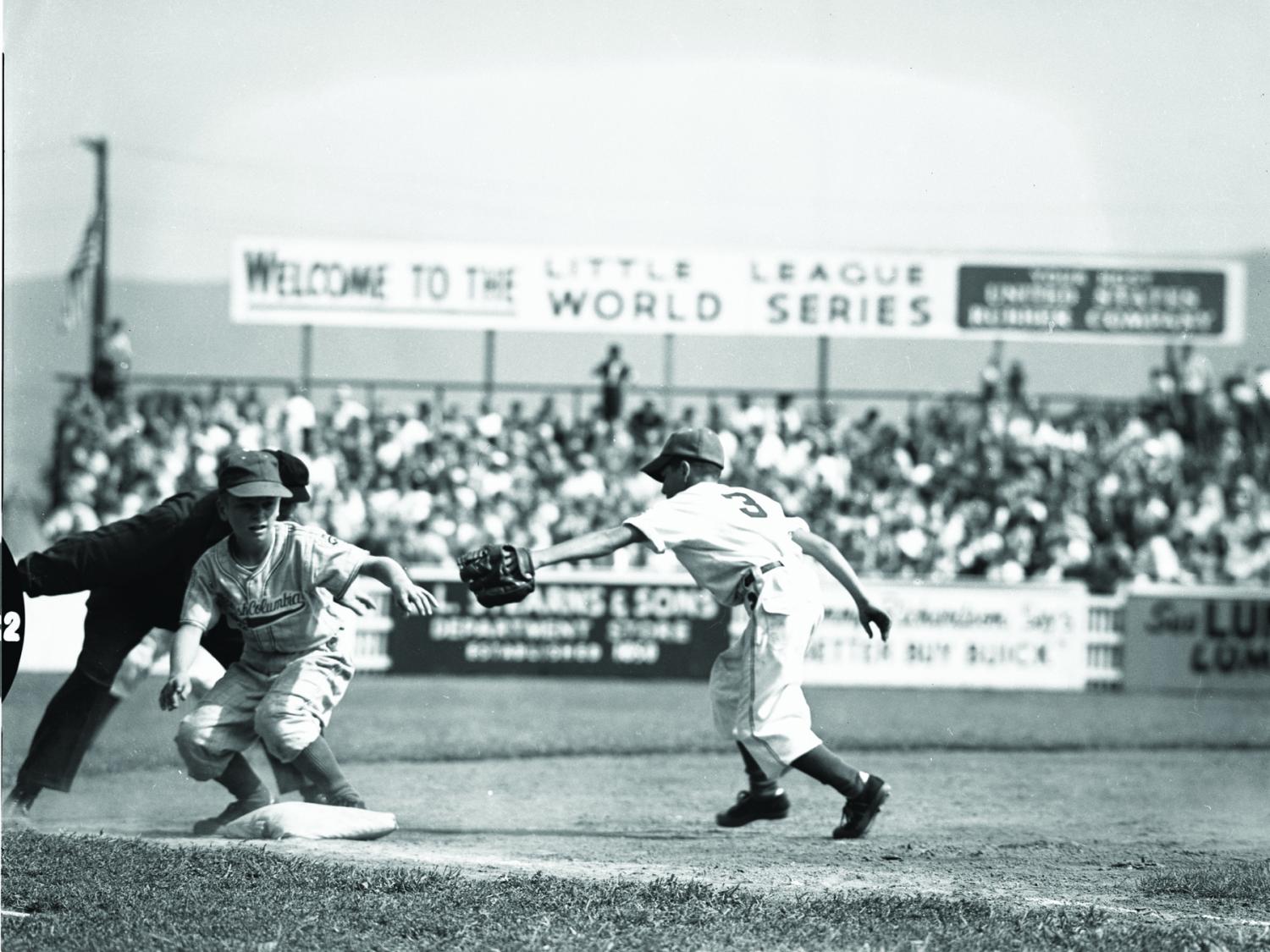 Little League players compete in 1953