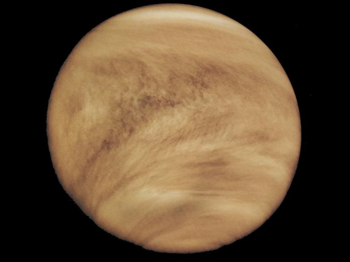 Ultraviolet image of Venus' clouds
