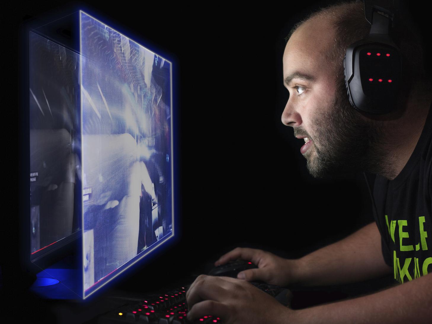 gamer and screen