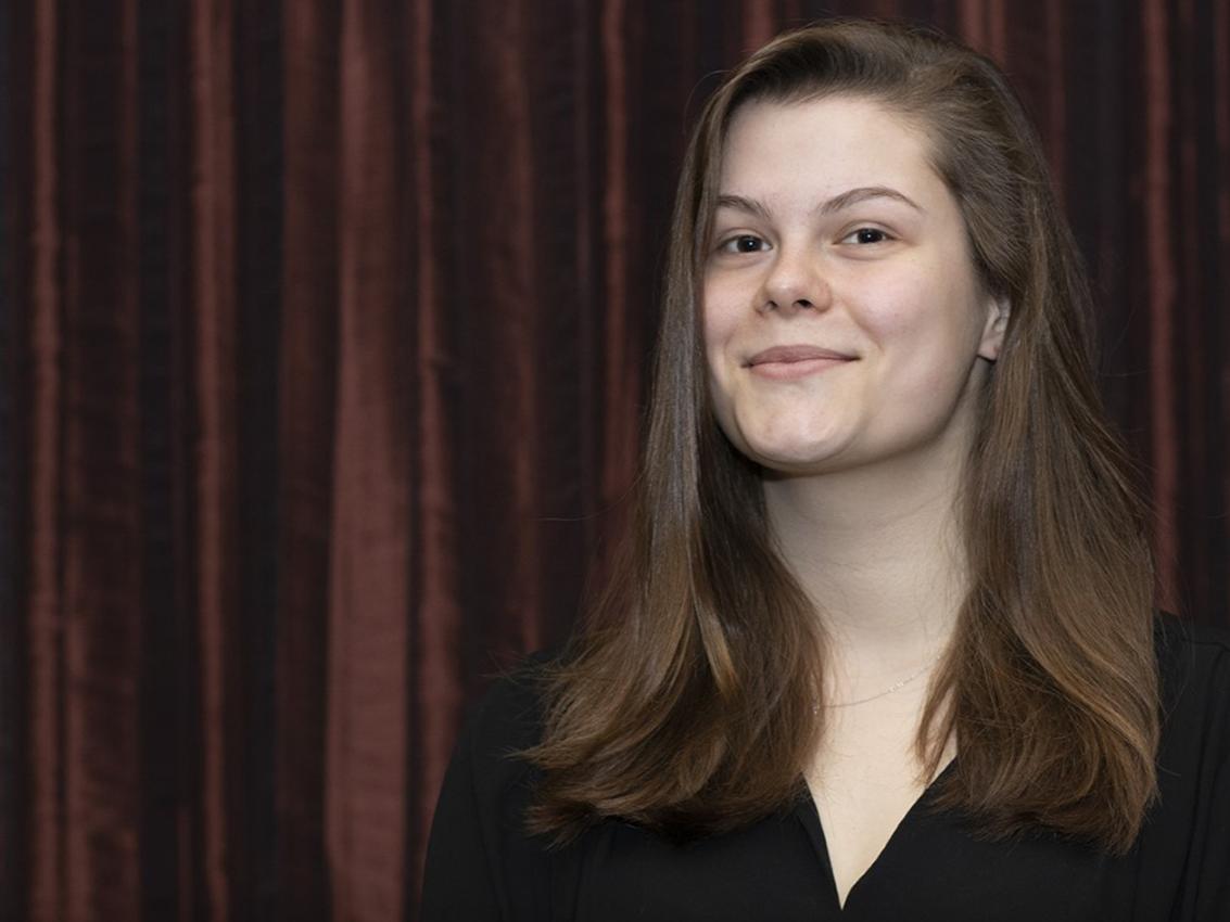 Zoe Martin, pr student