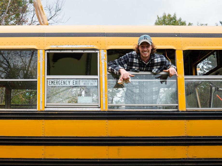 Sam Reiser, bus window