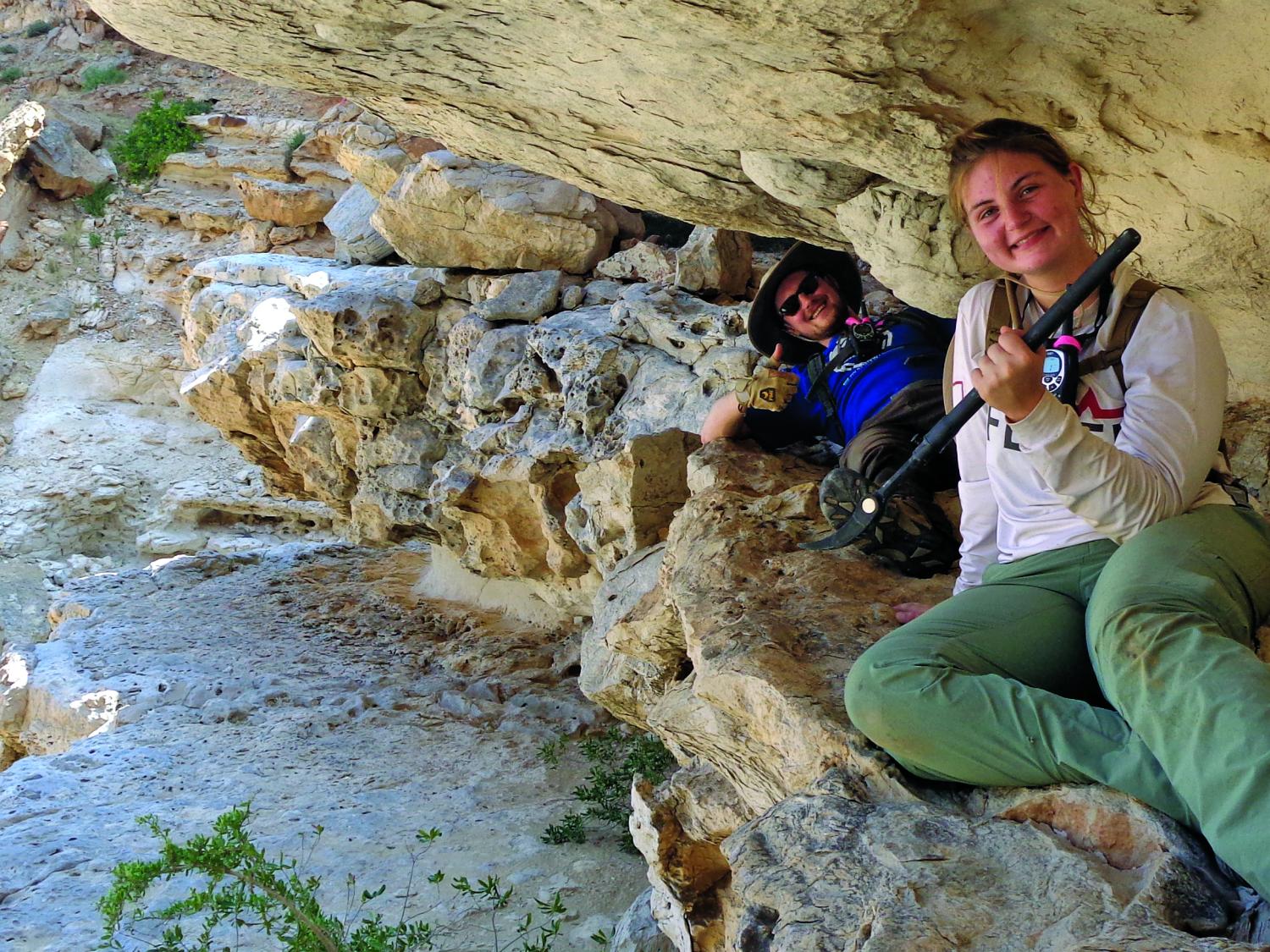Troy Ferland and Annalee Sekulic collect middens in Oman 