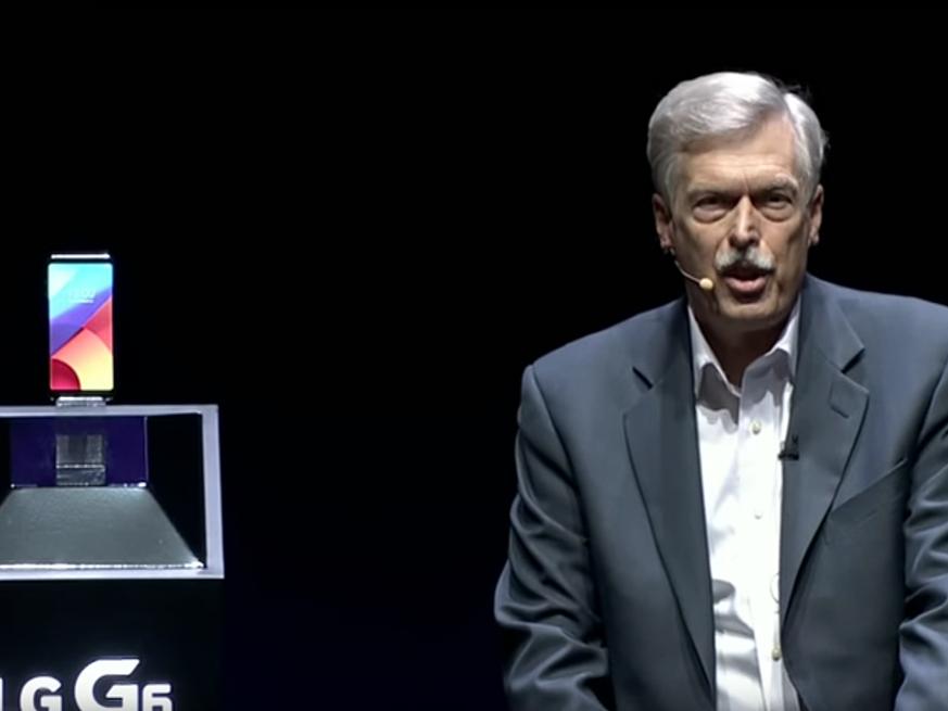 Andris Freivalds next to the LG G6