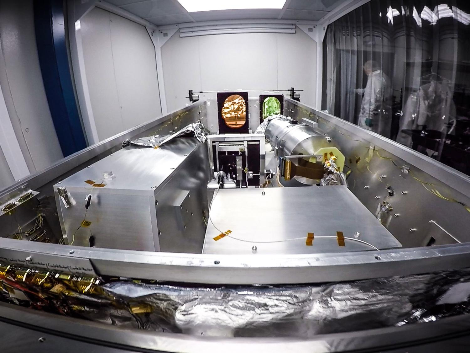 inside HPF instrument