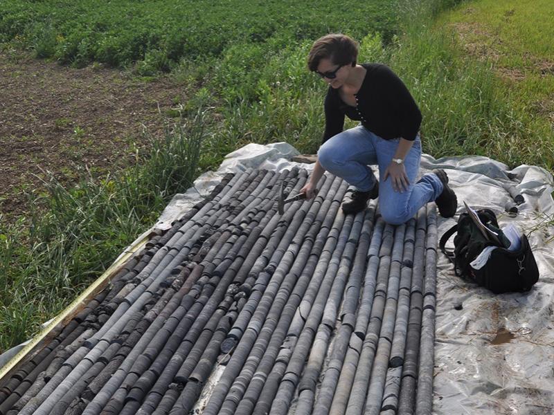 Katie Hutton logging coal cores