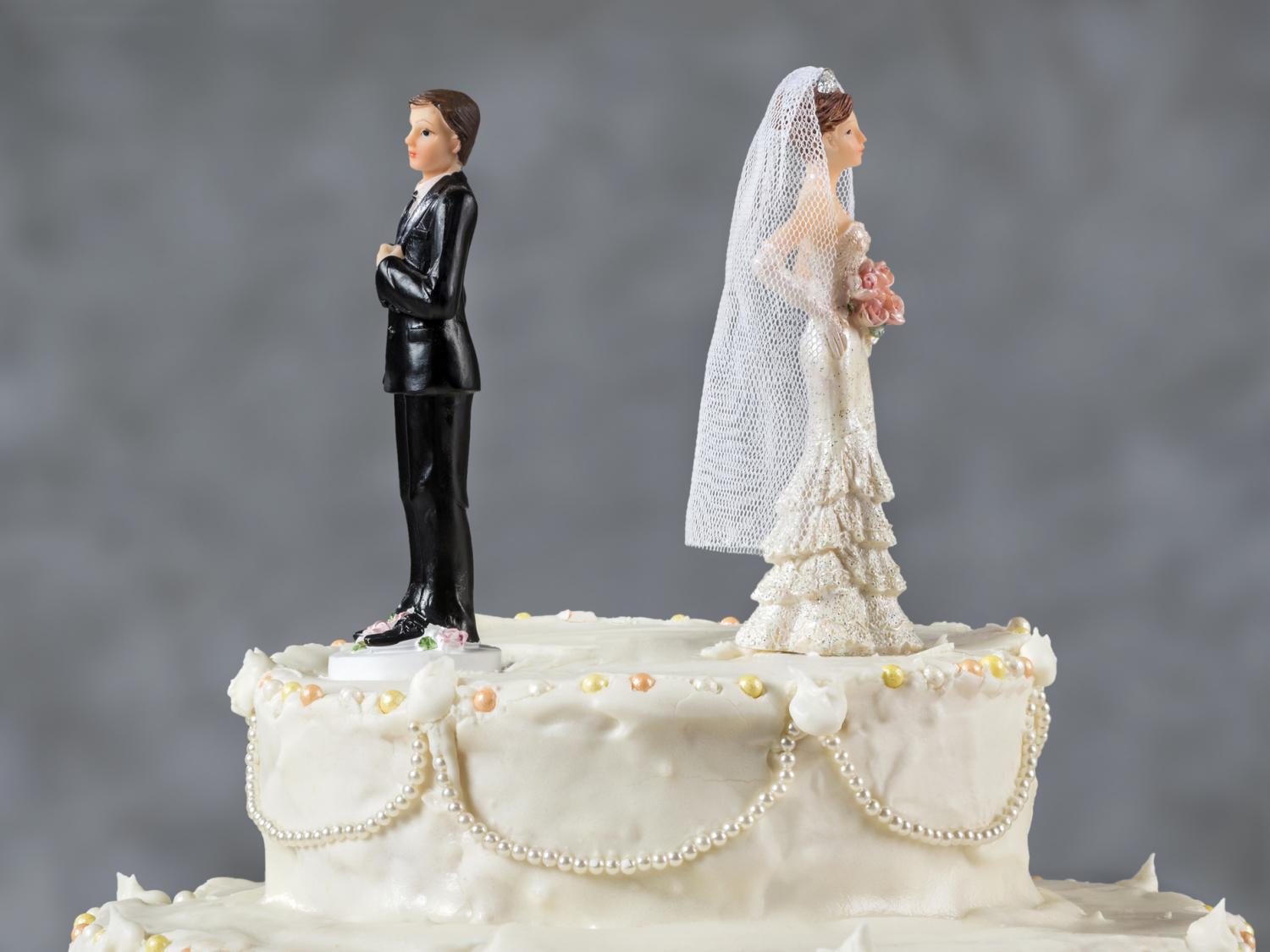 wedding cake topper split
