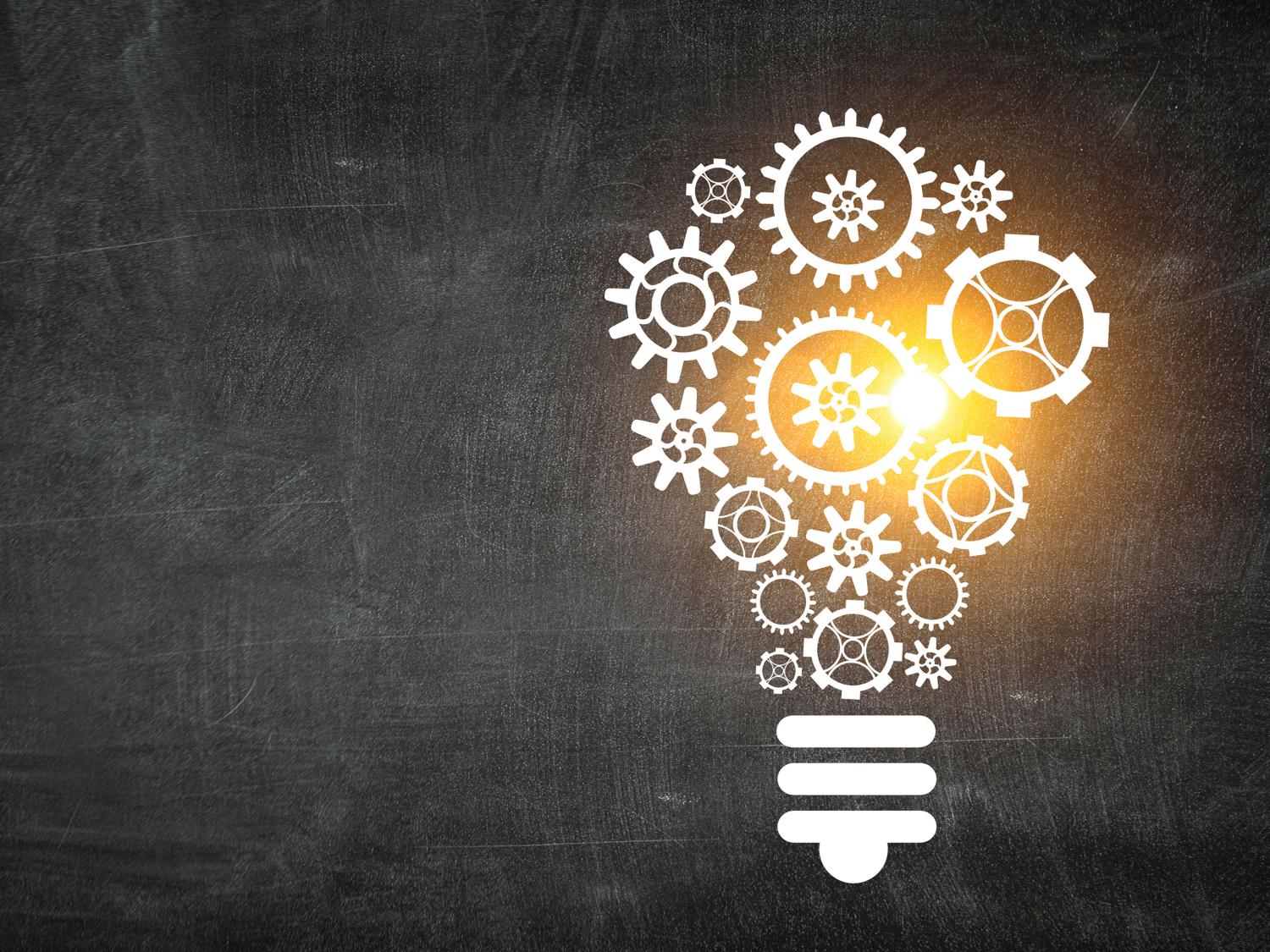 Light bulb with gears