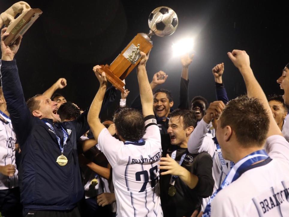 Penn State Brandywine 2019 men's soccer champions