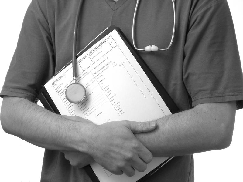 dr. with clip board