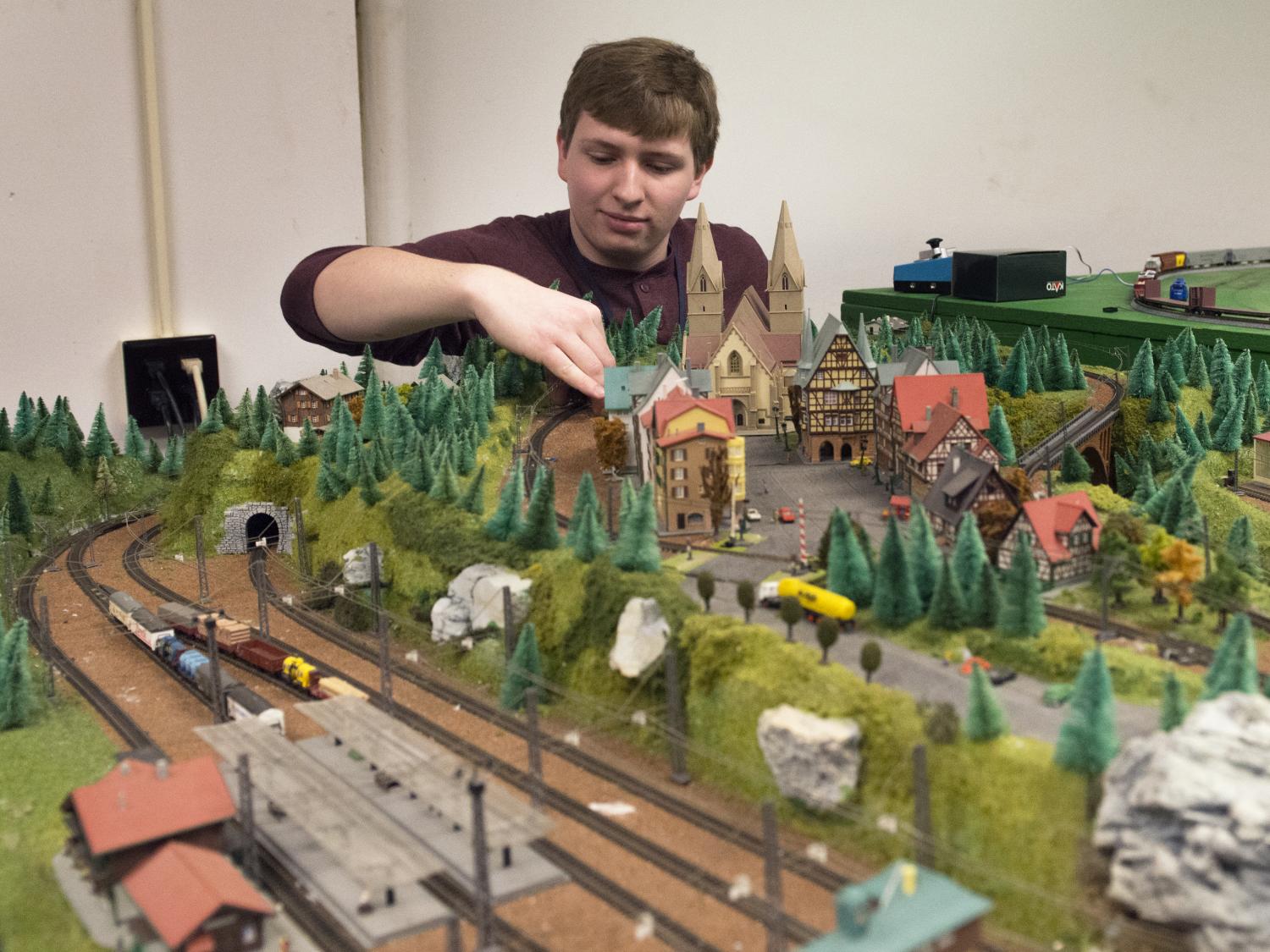 Adjusting railroad village