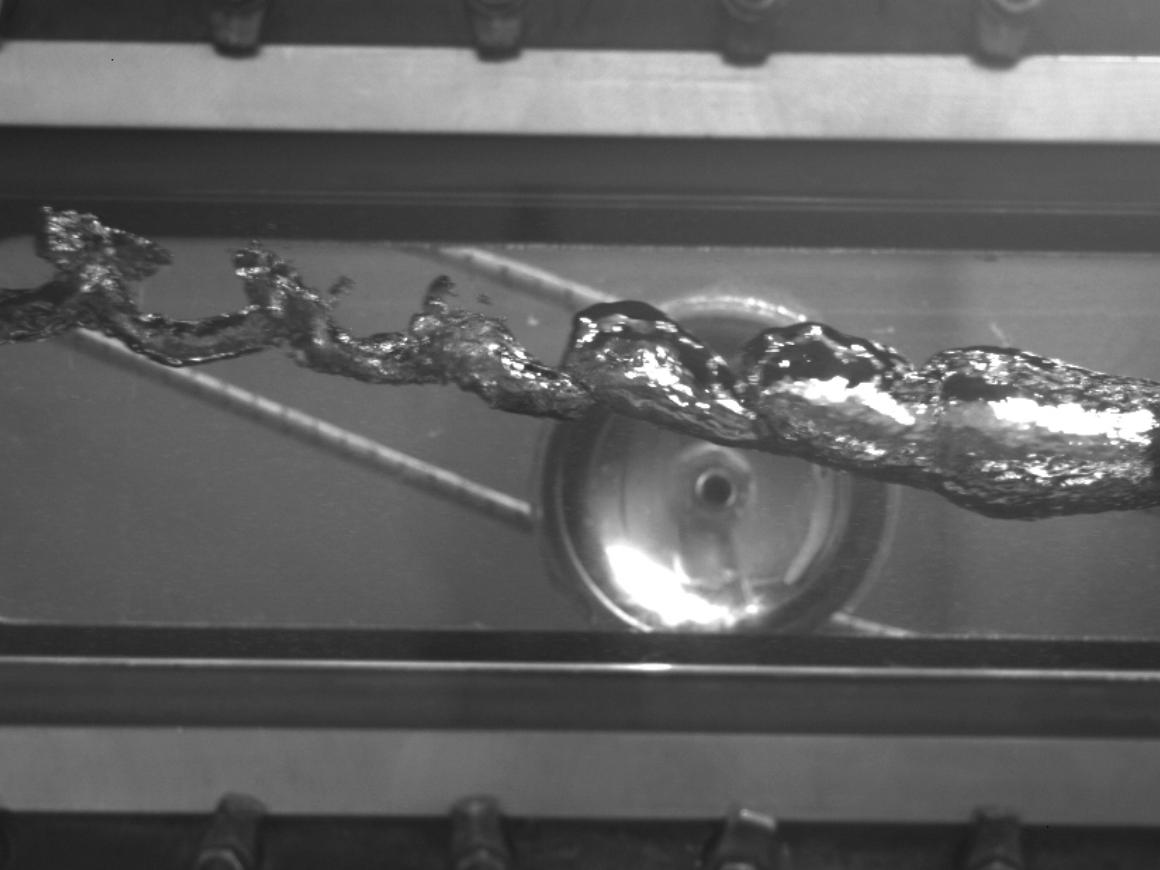 pulsating supercavity
