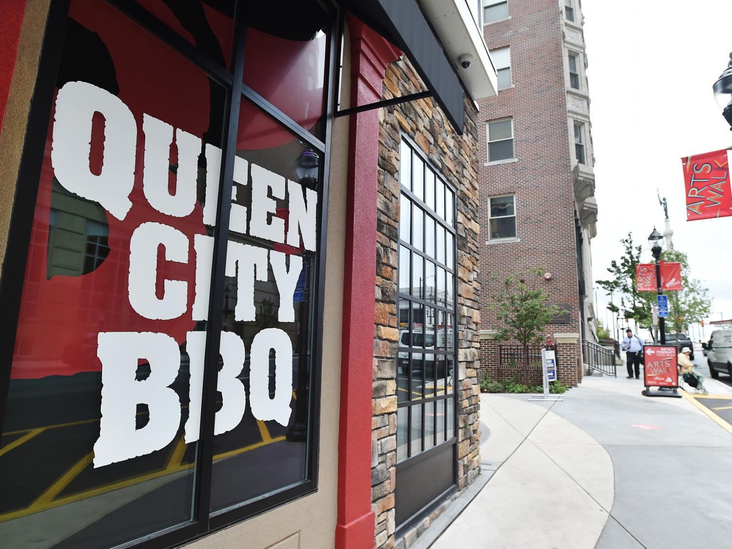 Queen City BBQ outside