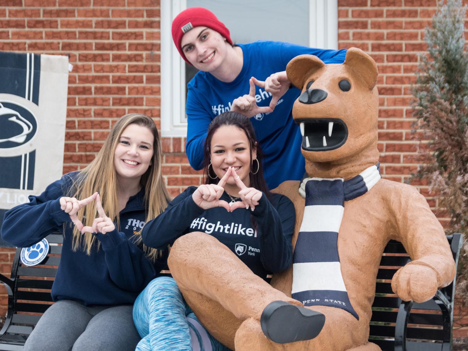 York THON Dancers 2019