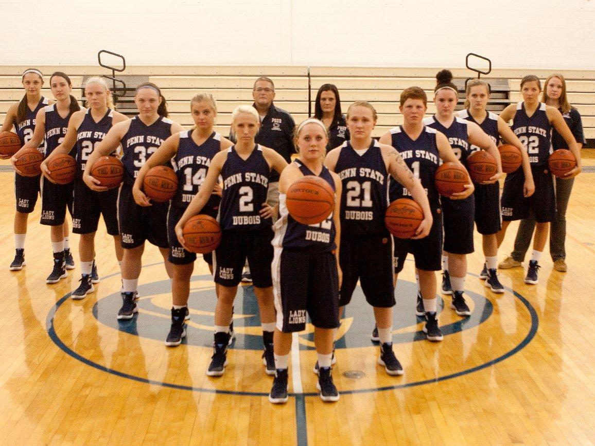 The 2015 PSUD Women's Basketball Team. 