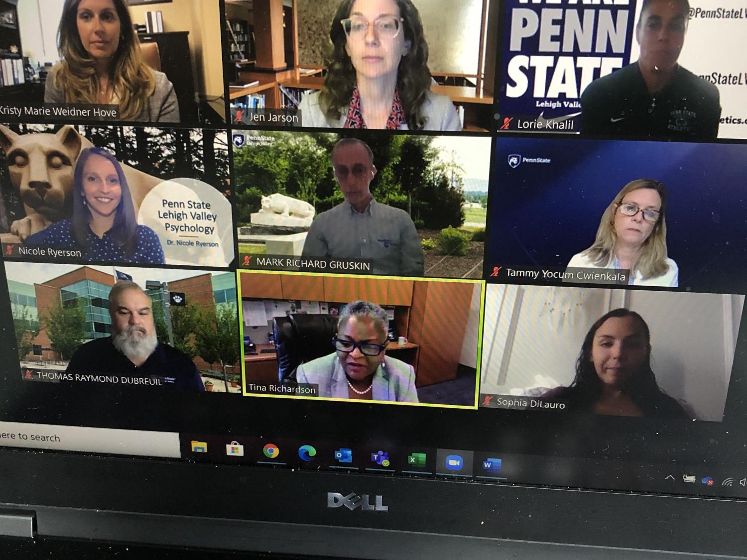 zoom screen capturing nine speakers