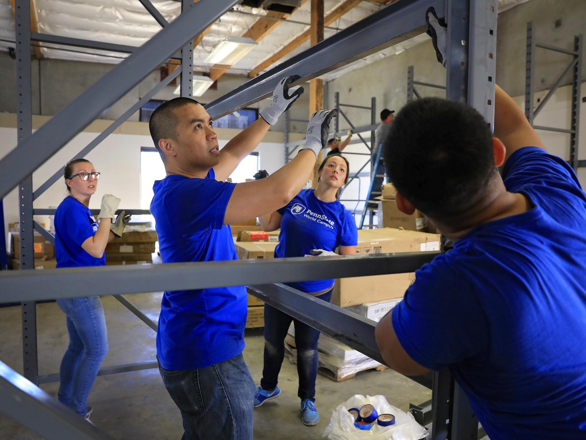 World Campus volunteers at Habitat for Humanity ReStore