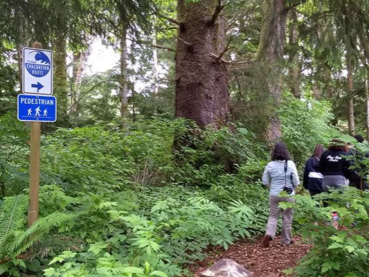 Penn State undergraduate students tour a tsunami evacuation route in Oregon 