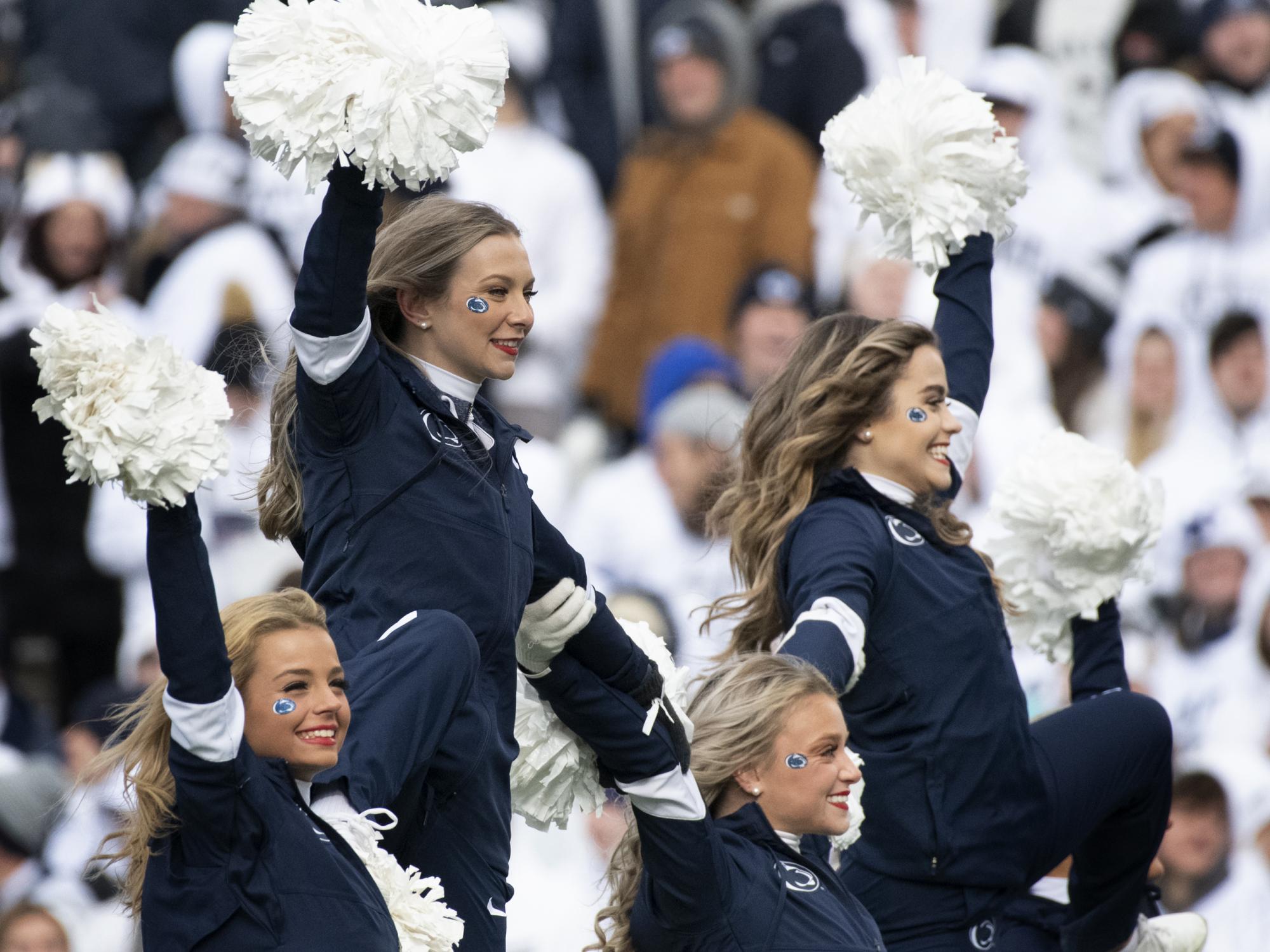 Cheerleaders at Beaver Stadium