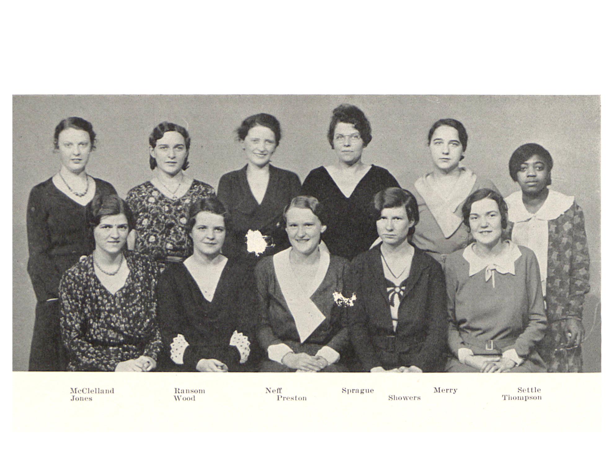 Mildred Settle posing for a yearbook photo with the other members of the Ellen H. Richard's Club in 1932