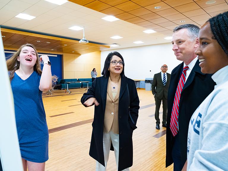 Bendapudi speaking with students