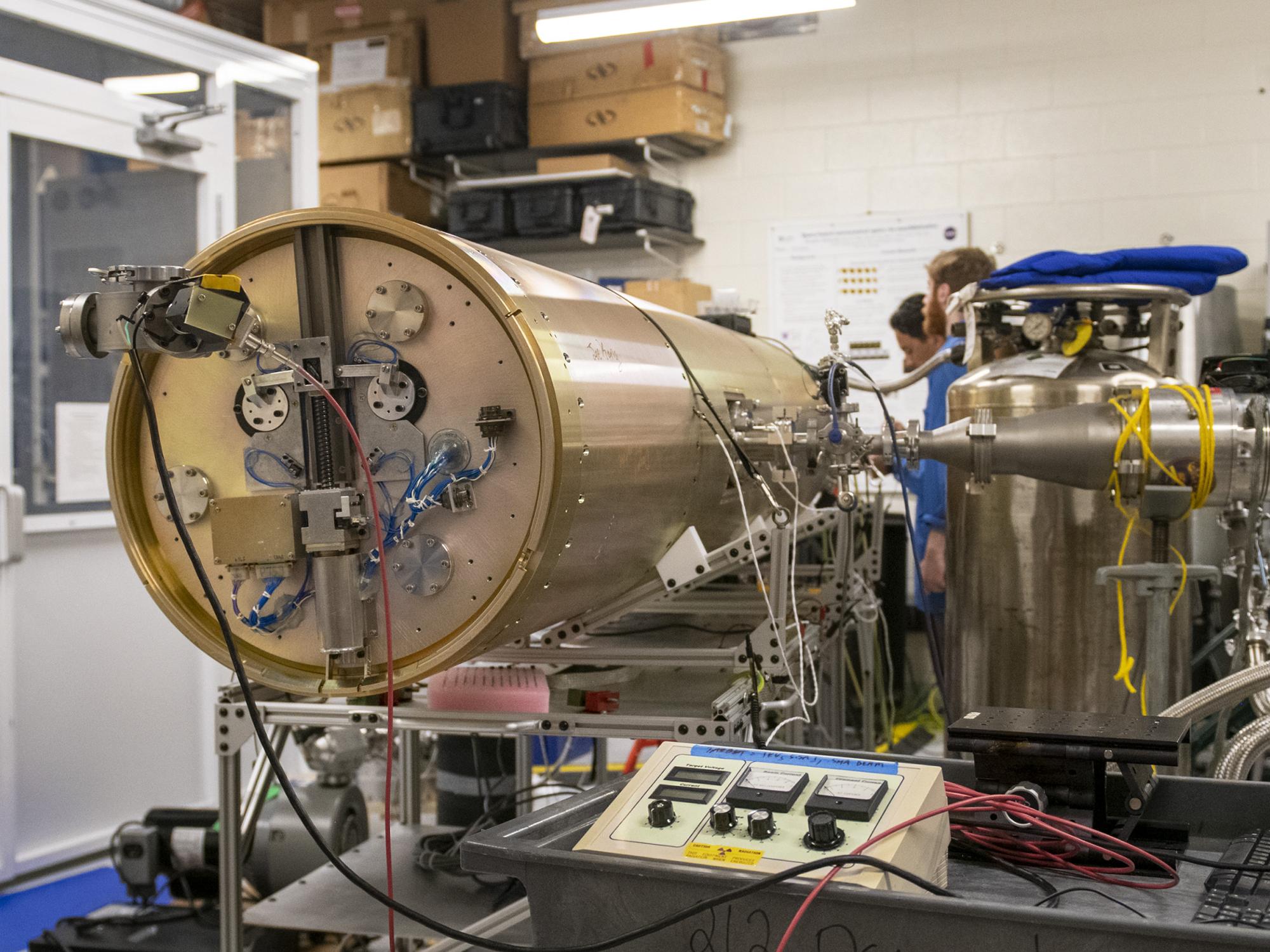 wide shot of lab The Rockets for Extended-Source X-ray Spectroscopy”