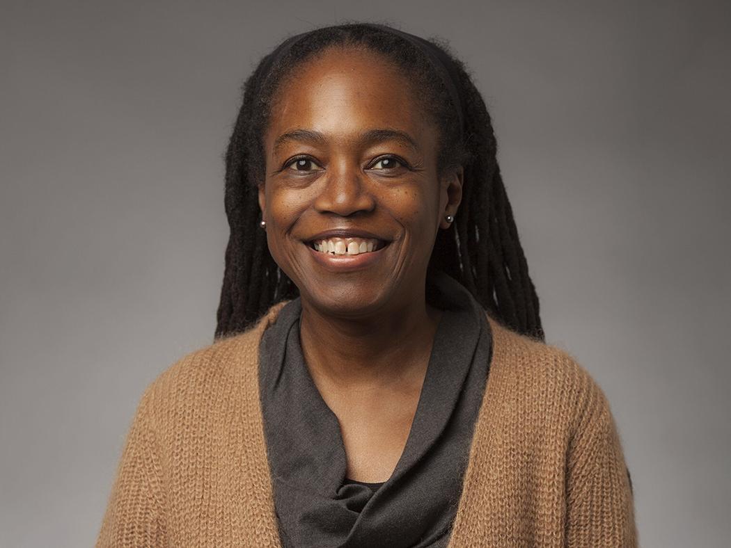 Headshot of Felecia Davis.