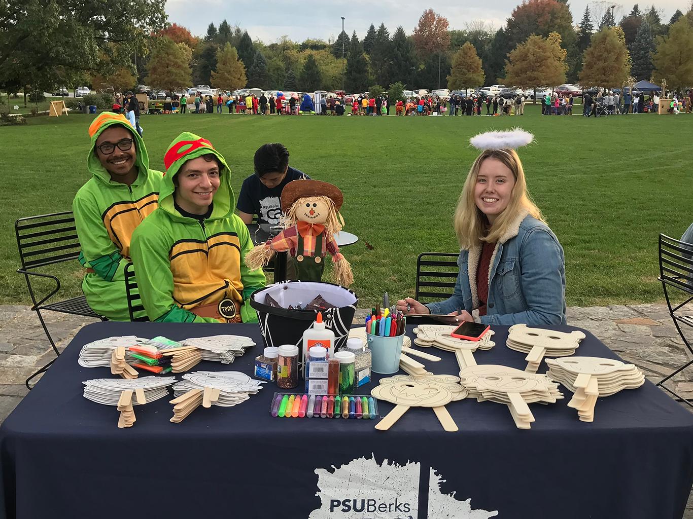 Penn State Berks faculty, staff and students at a previous Fall Fest.