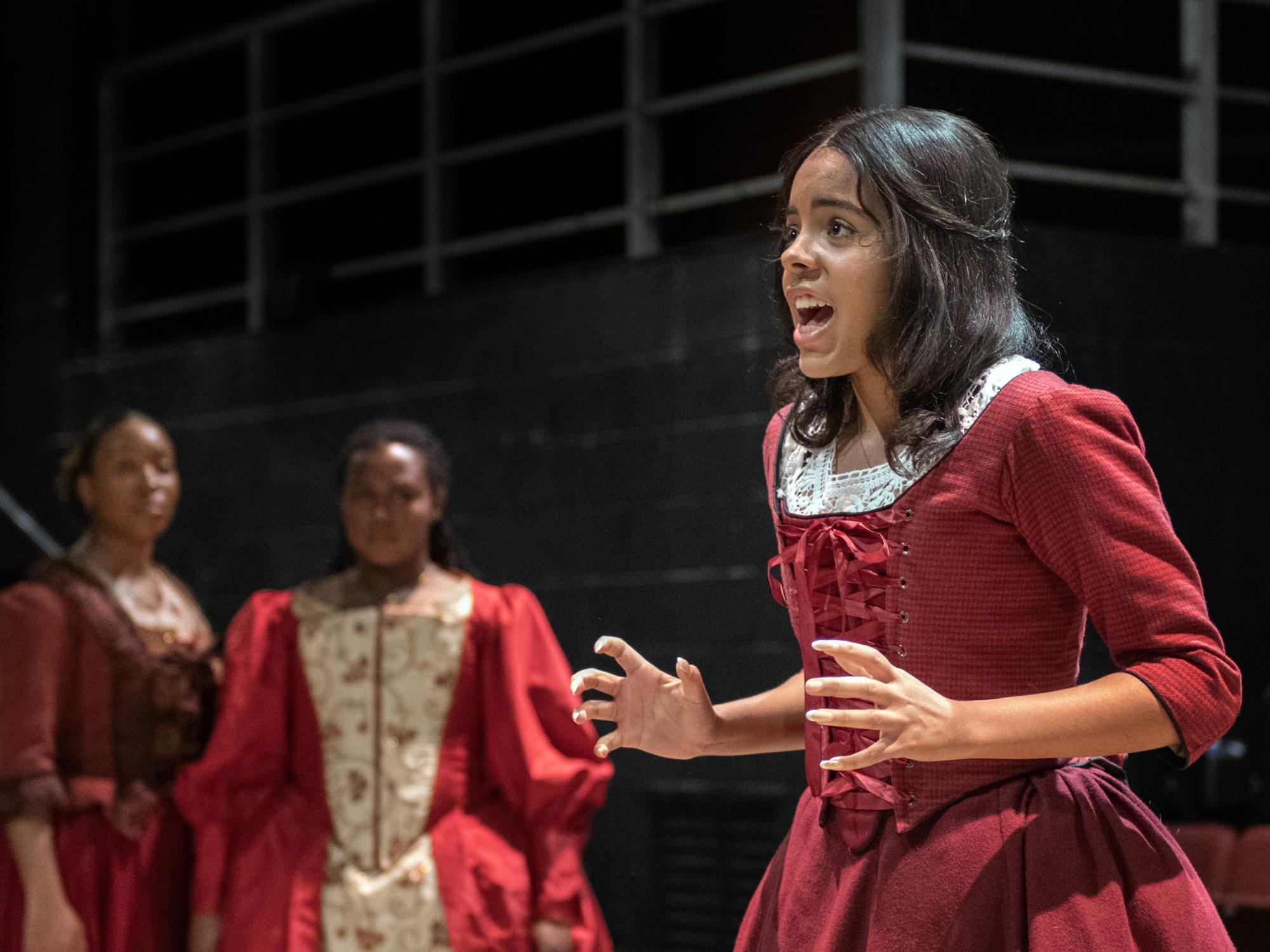 Kylee Waller in Emilia