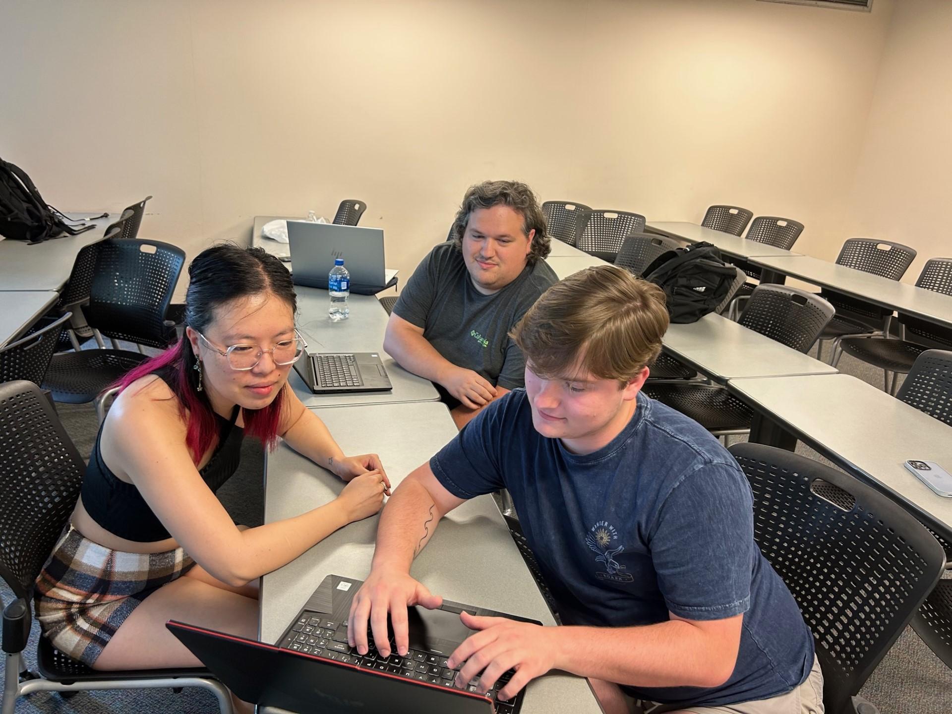ARISE participants collaborate on project 