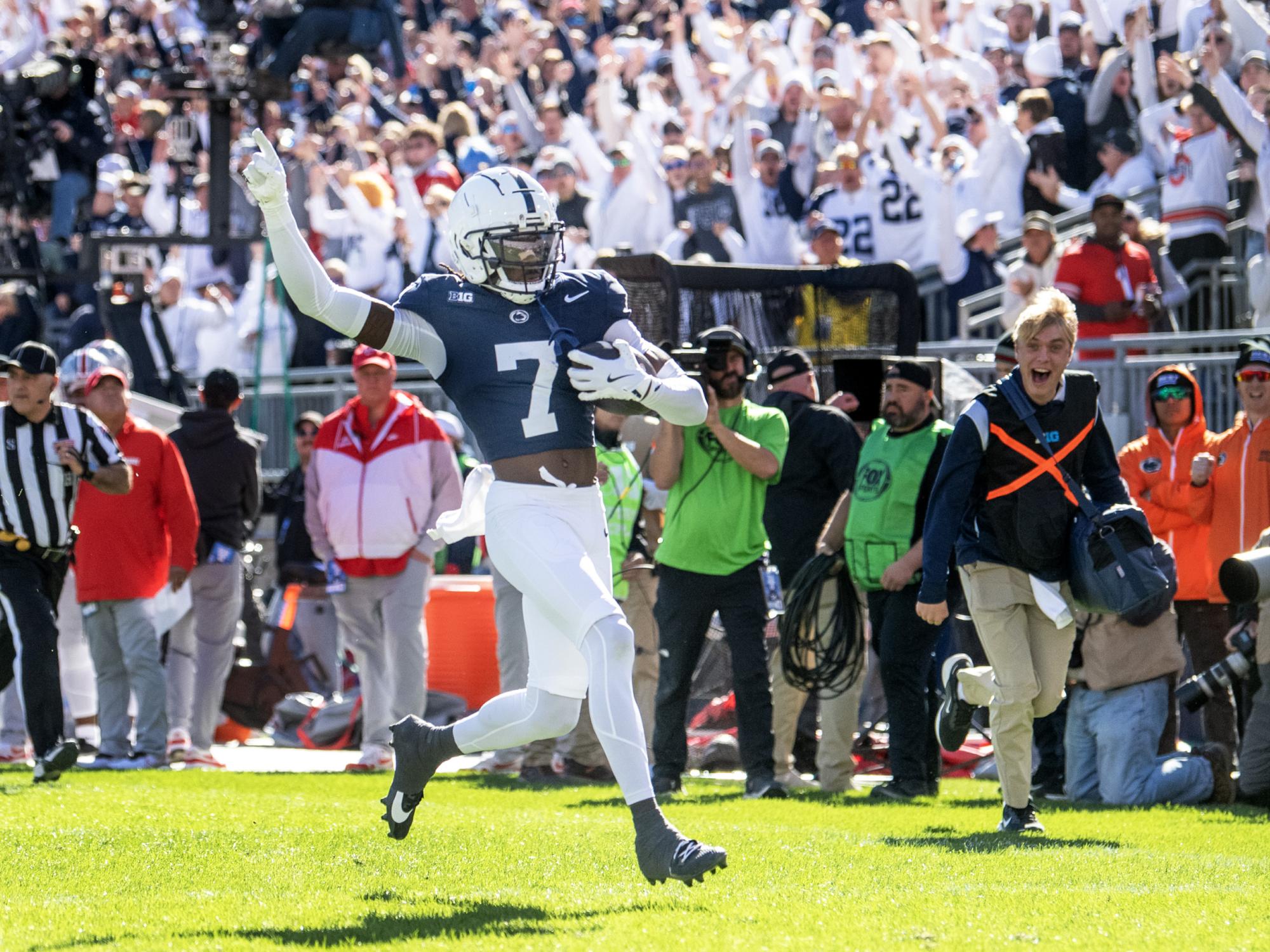 Zion Tracy interception