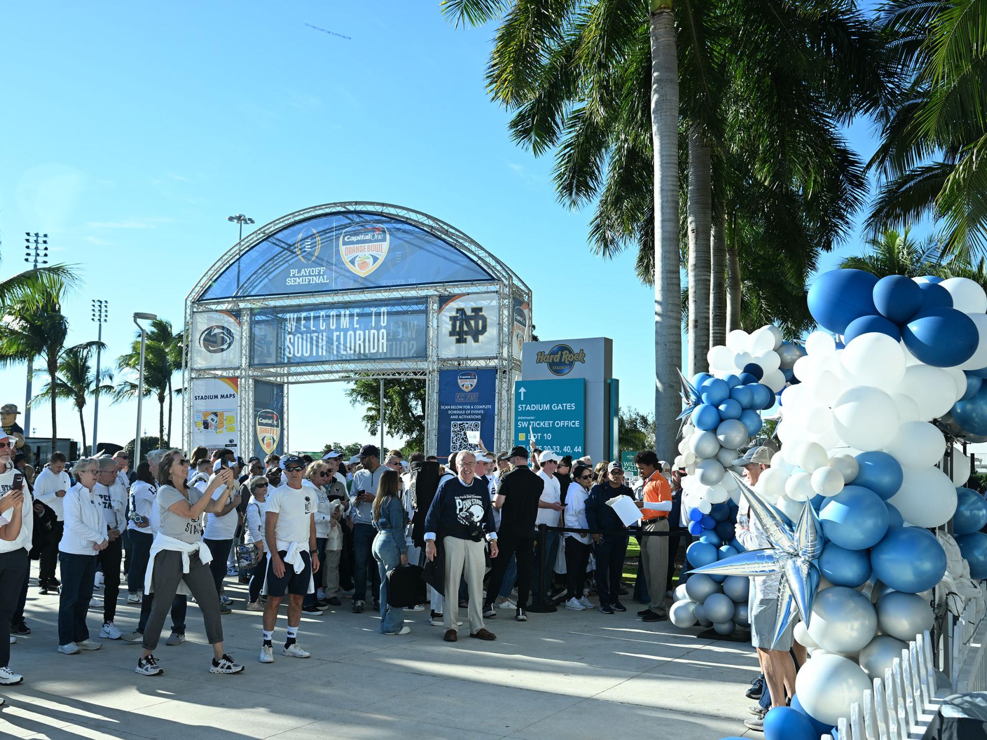 Penn State alumni community comes together to support historic football  playoff run | Penn State University, image size:2000x1500
