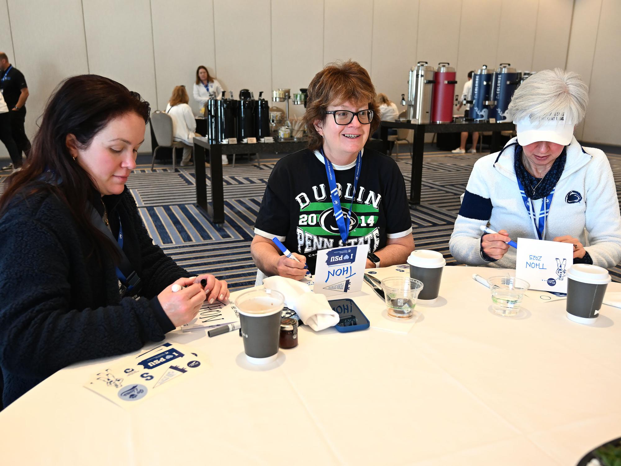 people writing dancer mail for THON dancers