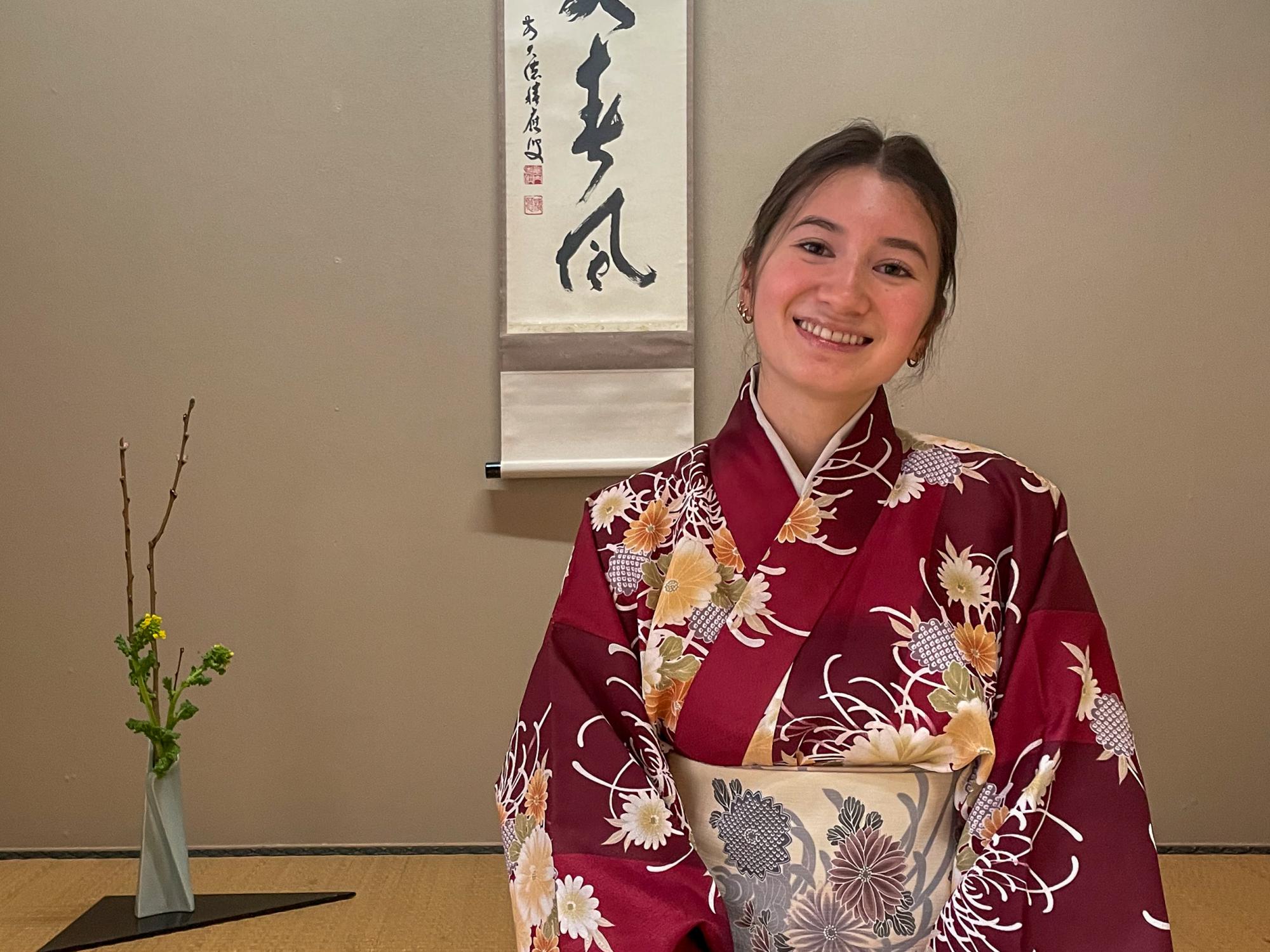 Emma Suzuki Szwajkowski wears traditional Japanese clothing.