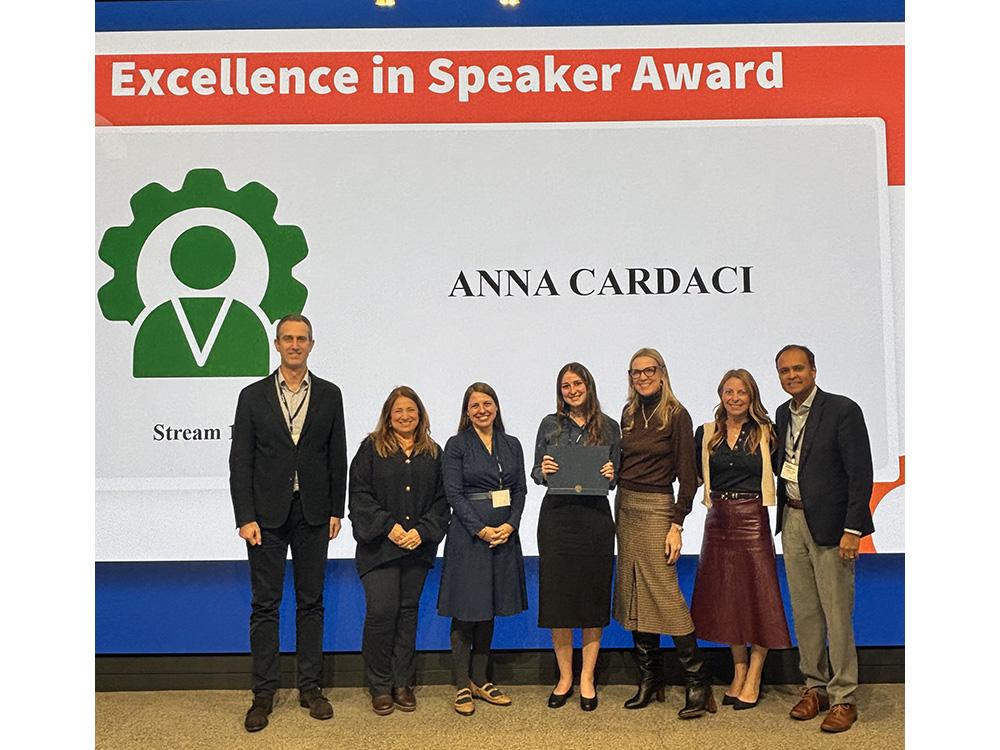 Anna Cardaci receives award at 2025 HR Case Competition