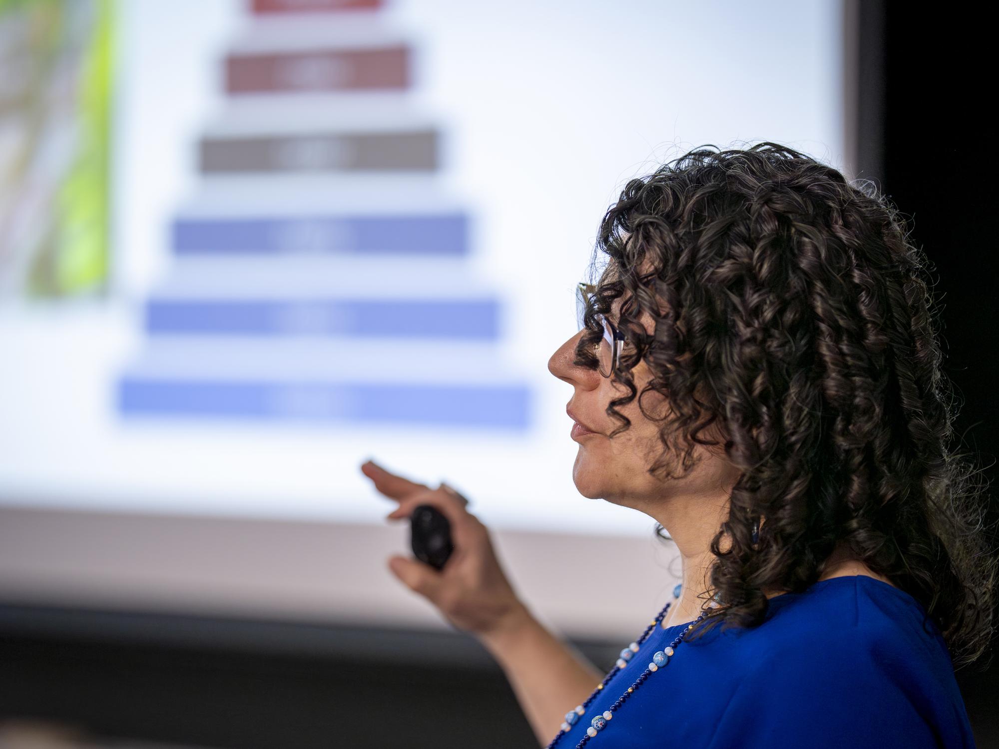 Tanya Berger-Wolf, professor of computer science engineering; of electrical and computer engineering; and of evolution, ecology, and organismal biology at Ohio State University, gives a talk as part of the Distinguished Lectures in Life Sciences series