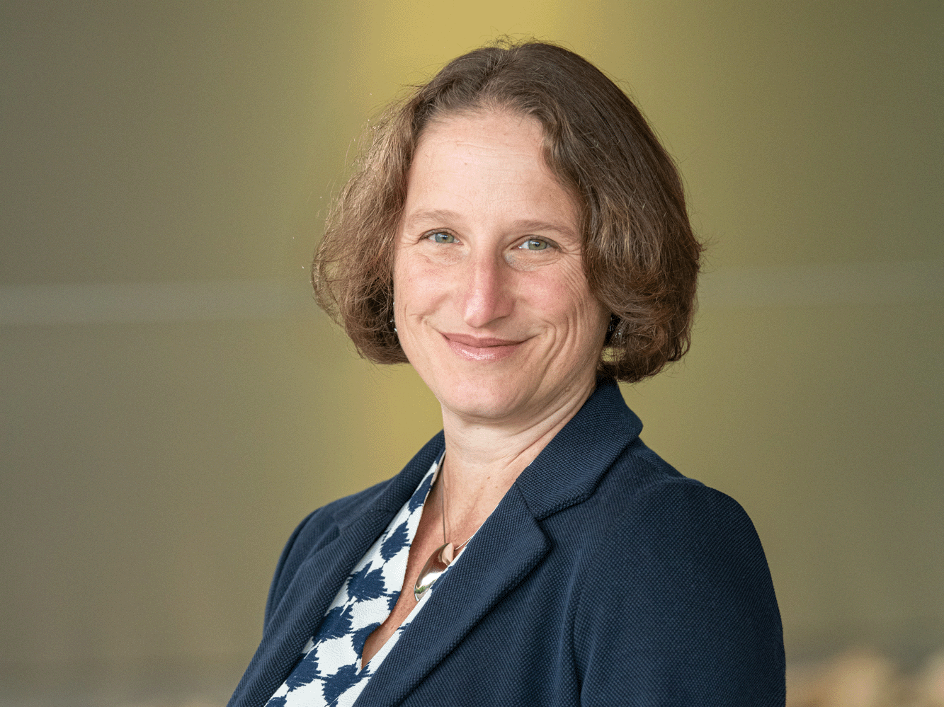 Headshot of Tracy Langkilde