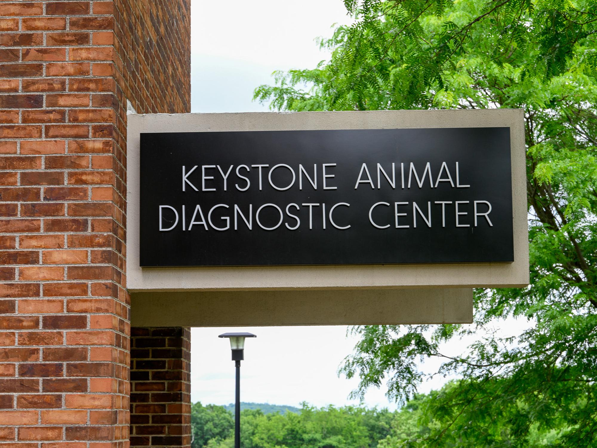 A building sign that says Keystone Animal Diagnostic Center