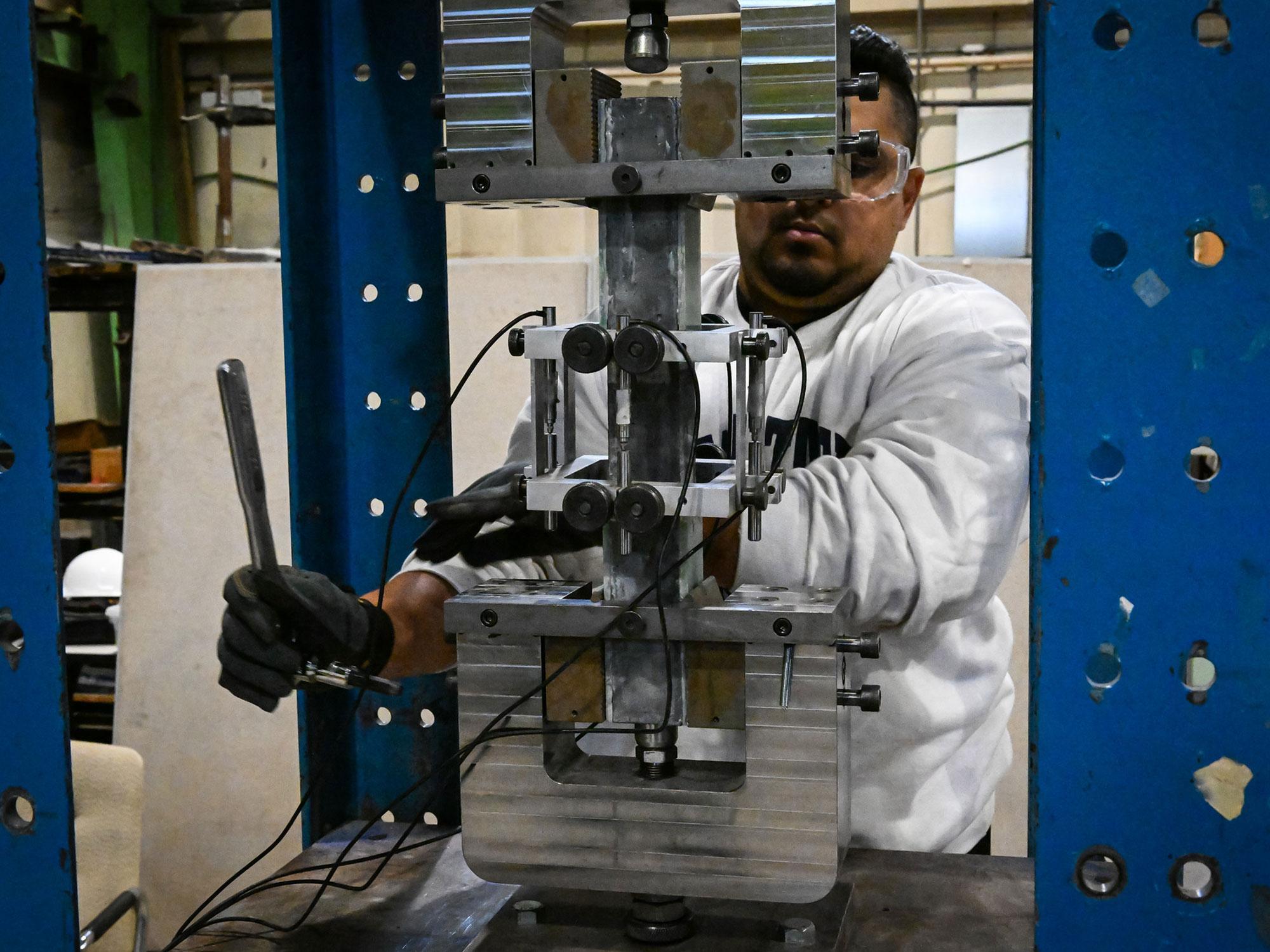  New design approach may help slash the price of ultra-durable concrete 