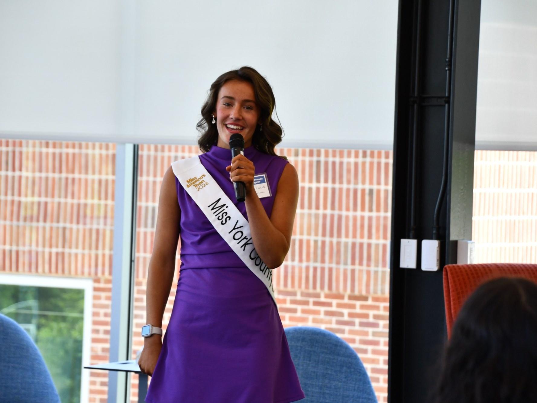Samantha Cloud, a Miss Pennsylvania's Teen delegate, addresses attendees during the Penn State York Women's Philanthropic Network luncheon,