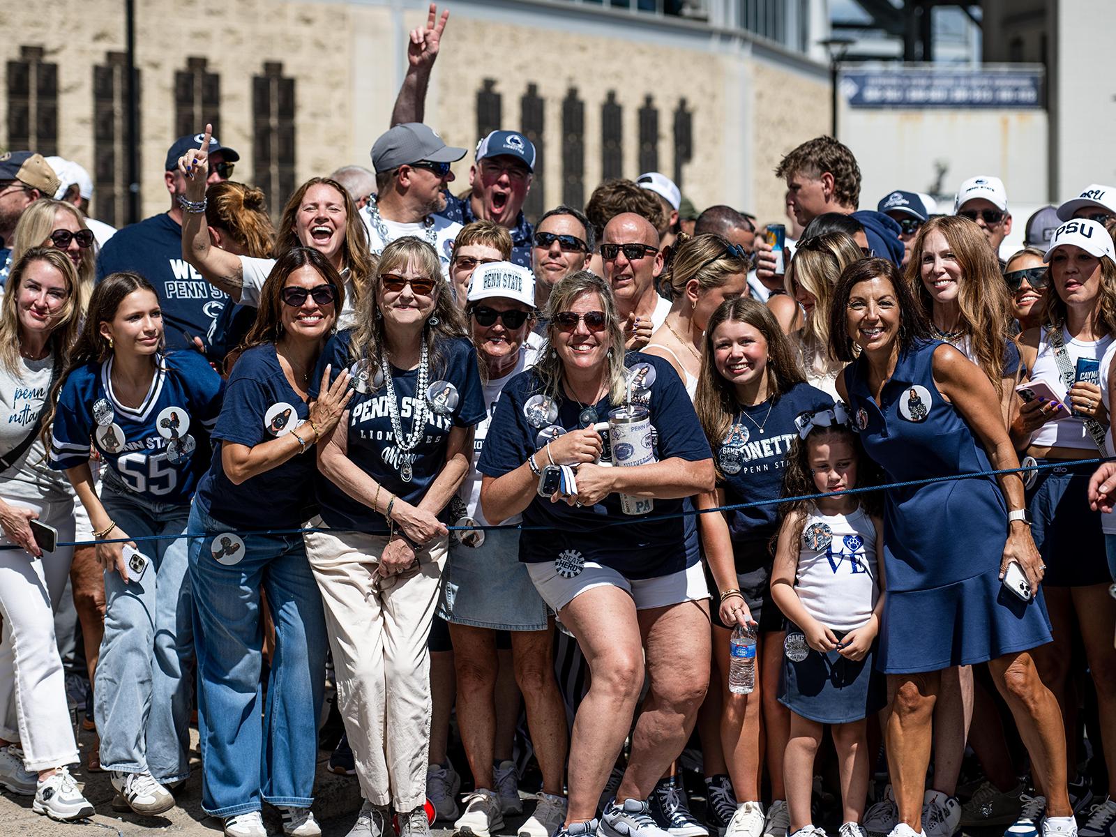 Group photo of fans